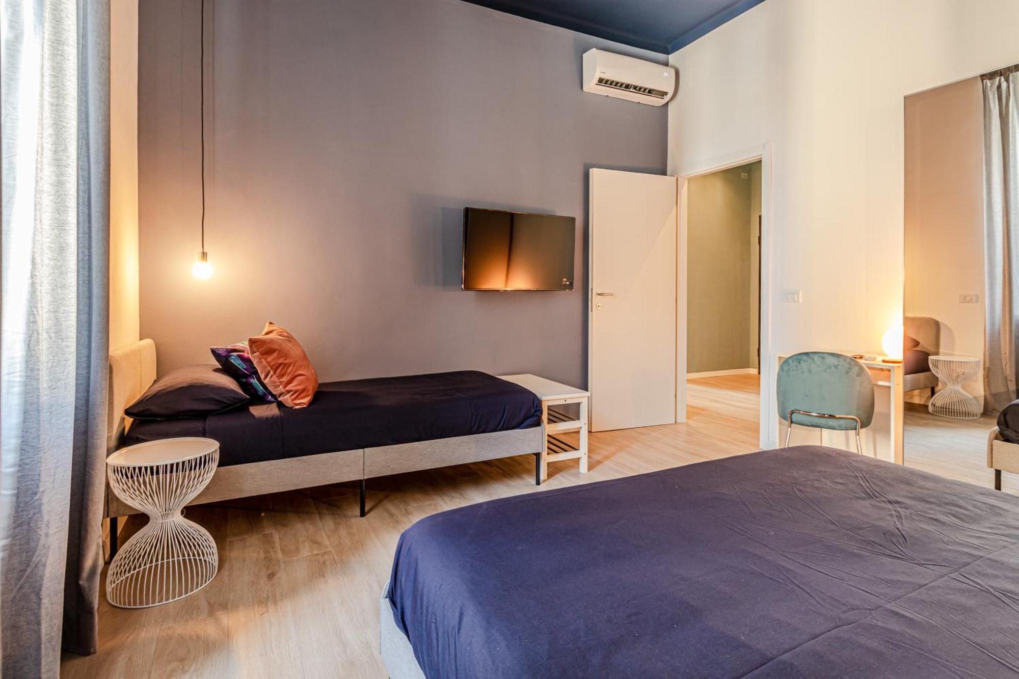 Moonlight Stylish Central, Hospital & Station Livorno Exterior foto